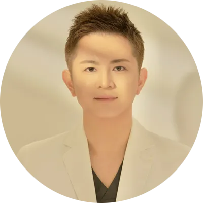 KAGA CLINIC 院長 加賀 裕基 先生